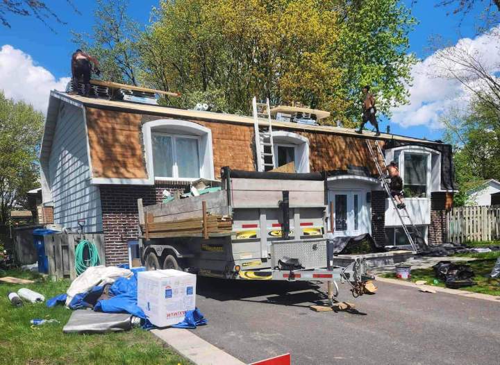 Réfection de toiture, Longueuil